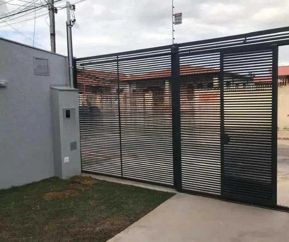 Casa 3 Qts no Bairro Planalto-BH    R$850.000,00 Avalia permuta - D@imóveis